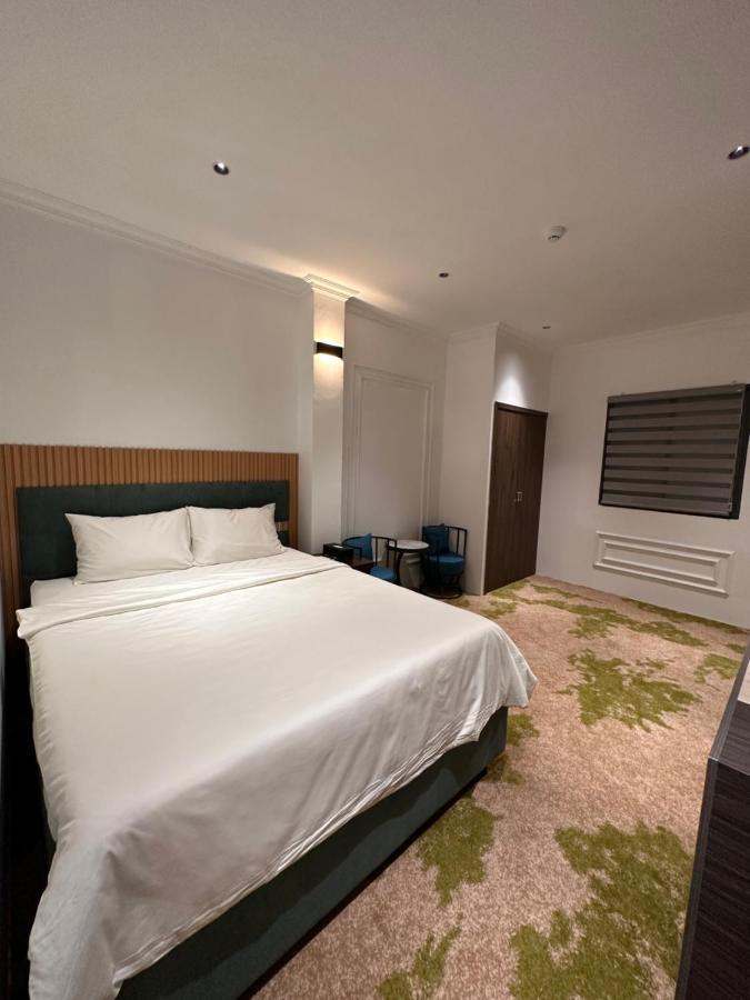Phuoc Hung 3 Hotel Виньлонг Экстерьер фото